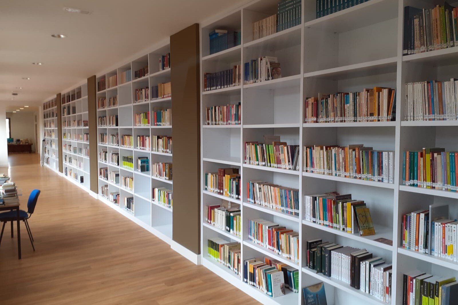 Fabricantes de estanterias a medida